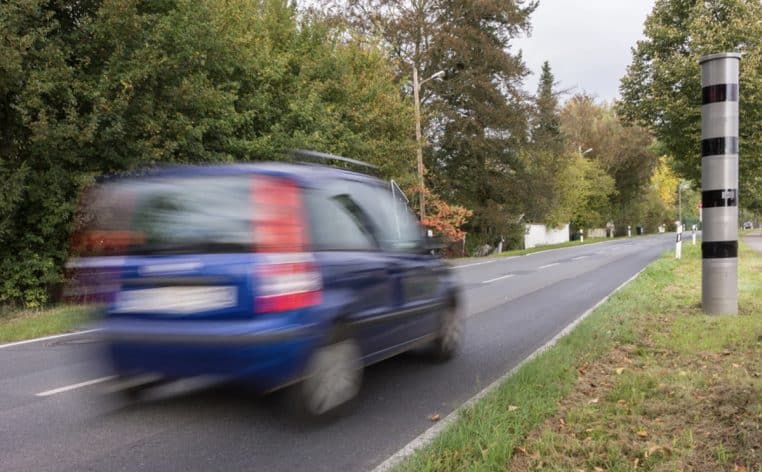 voiture radar