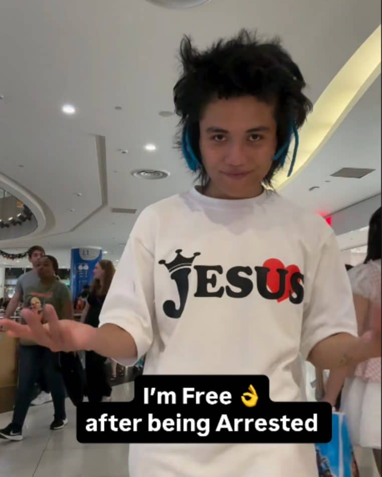 Ariana Grande agression