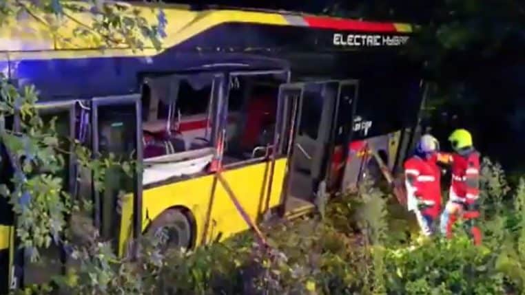 Charleroi bus incident @DR