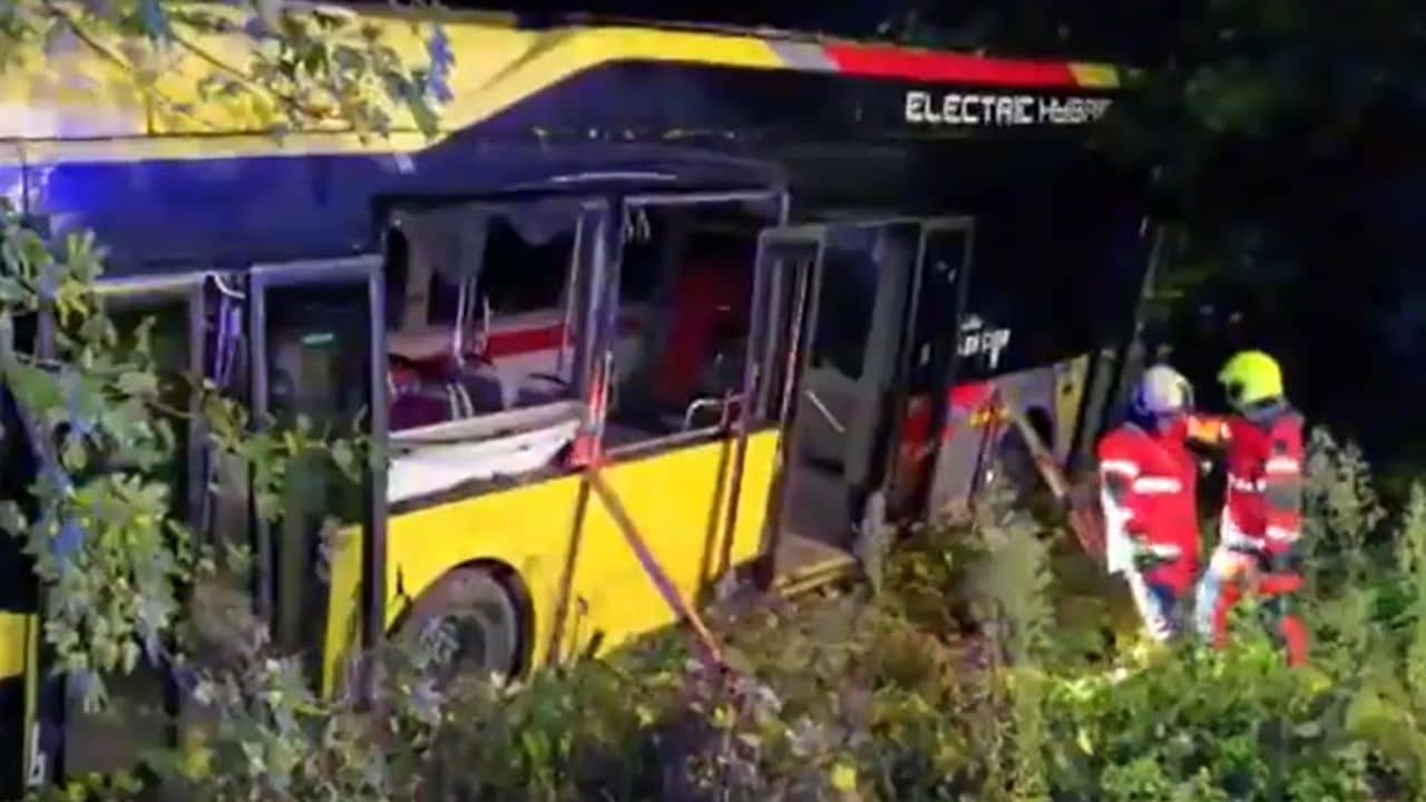 Charleroi bus incident @DR