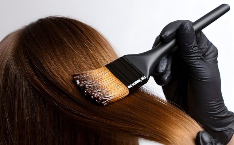 Coloration colorations cheveux dermato actu