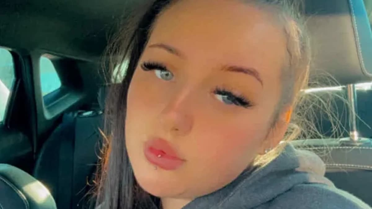 Femme Accident Clarice Cameron