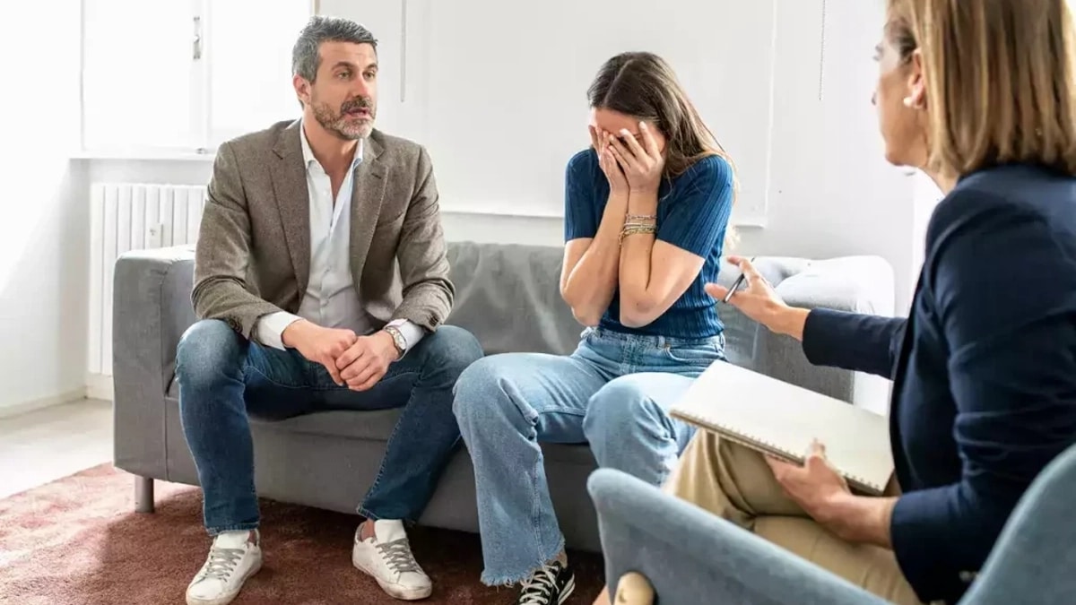 Femme Proces Adultere