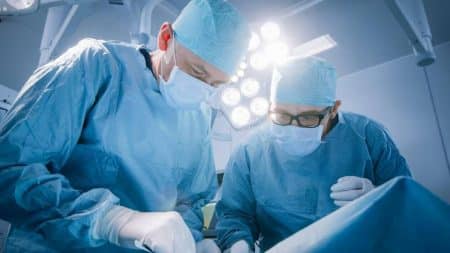 Homme-Operation-Organes