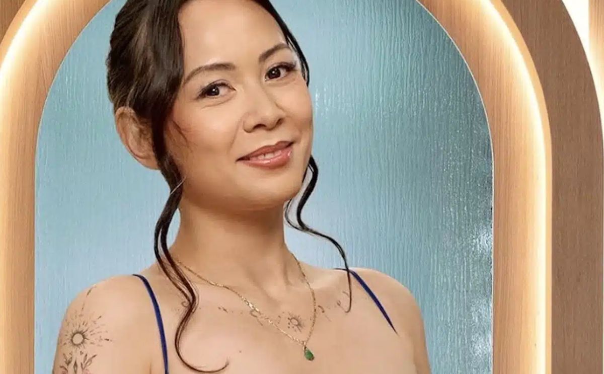 Love is blind Alice Jonathan