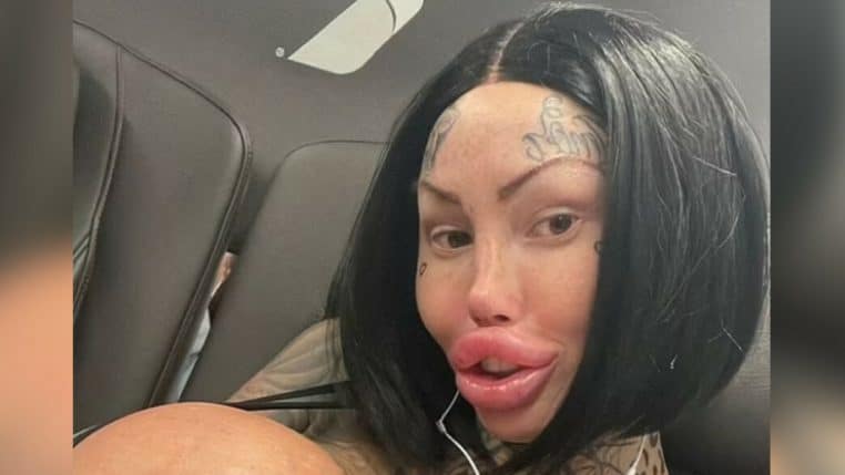 Mannequin Transformation Chirurgies