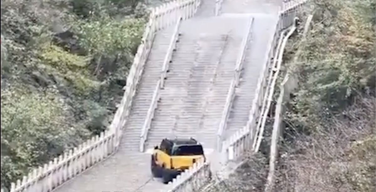 Démonstration voiture constructeur chinois