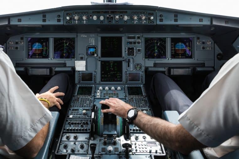 faux-pilote-sans-diplome-fait-voler-des-airbus.jpg