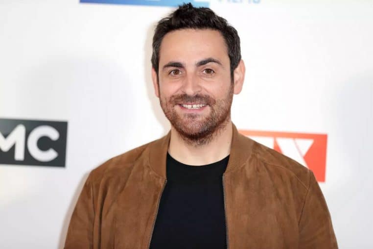 kim kardashian cet animateur quelle pourrait defendreeee