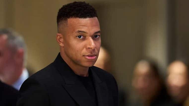 kylian mbappe classico meurt supporter