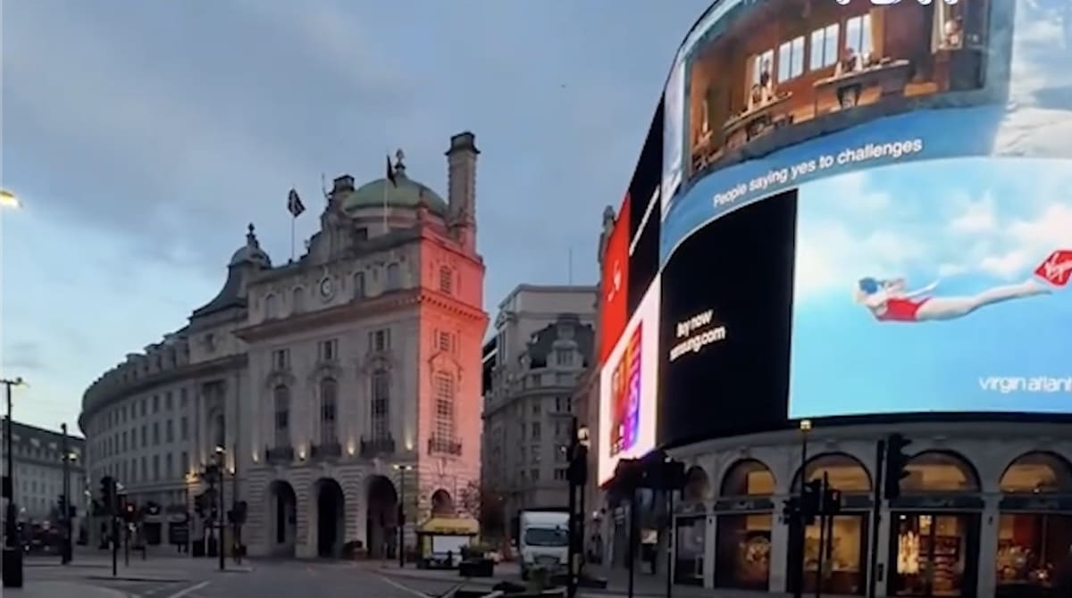 Tiktokeur bloqué dans le futur