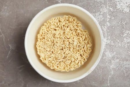 nouilles instantannées cru adolescent meurt - copie