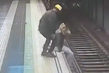 Policière