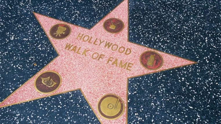decouvez combein star paie pour etre walk of fame - copie