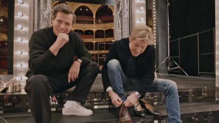 laurent delahousse talon sequence insoltie france 2 - copie