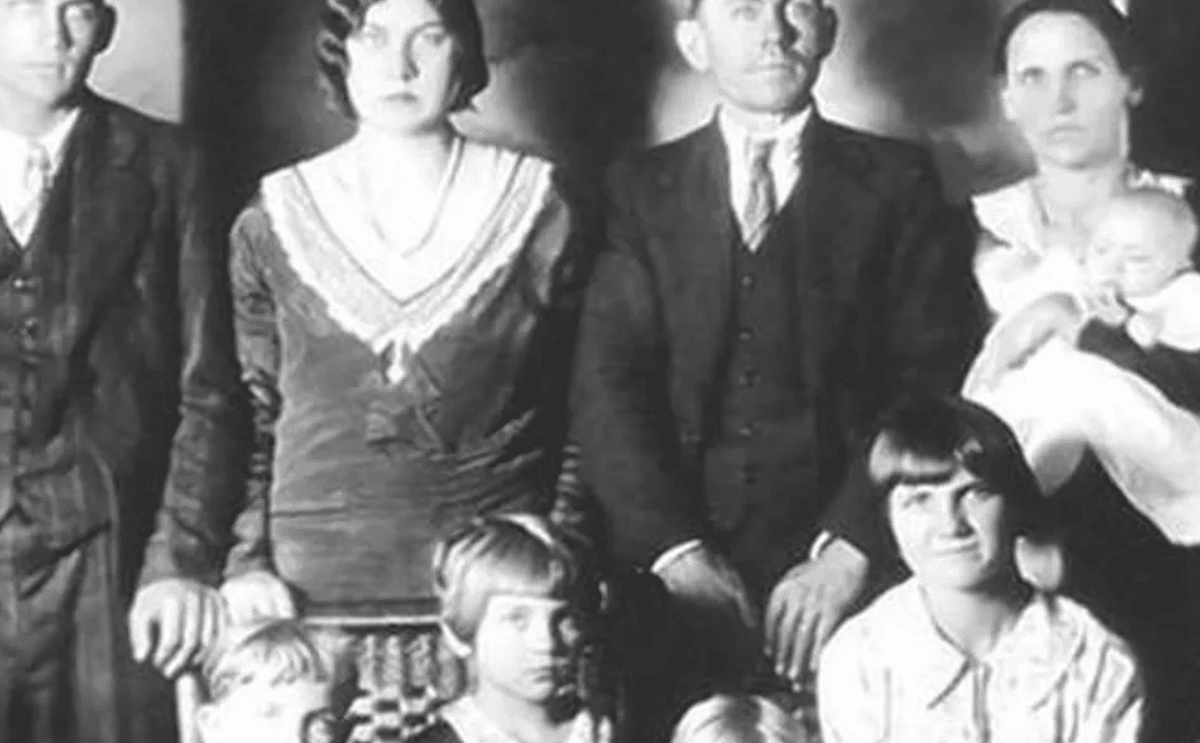 meurtre assassine père Noël famille fait divers