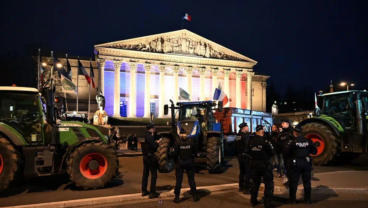 Agriculteur Tracteur Assemblee Nationale