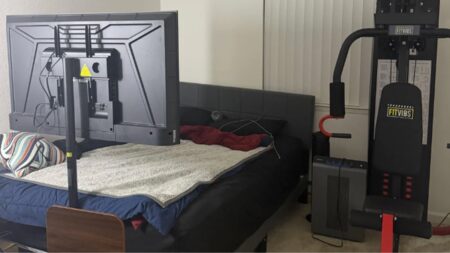 Homme Chambre Controverse