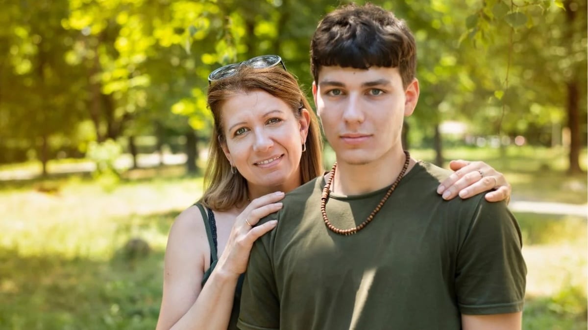 au chomage elle vuet que son fils paye le loyer - copie