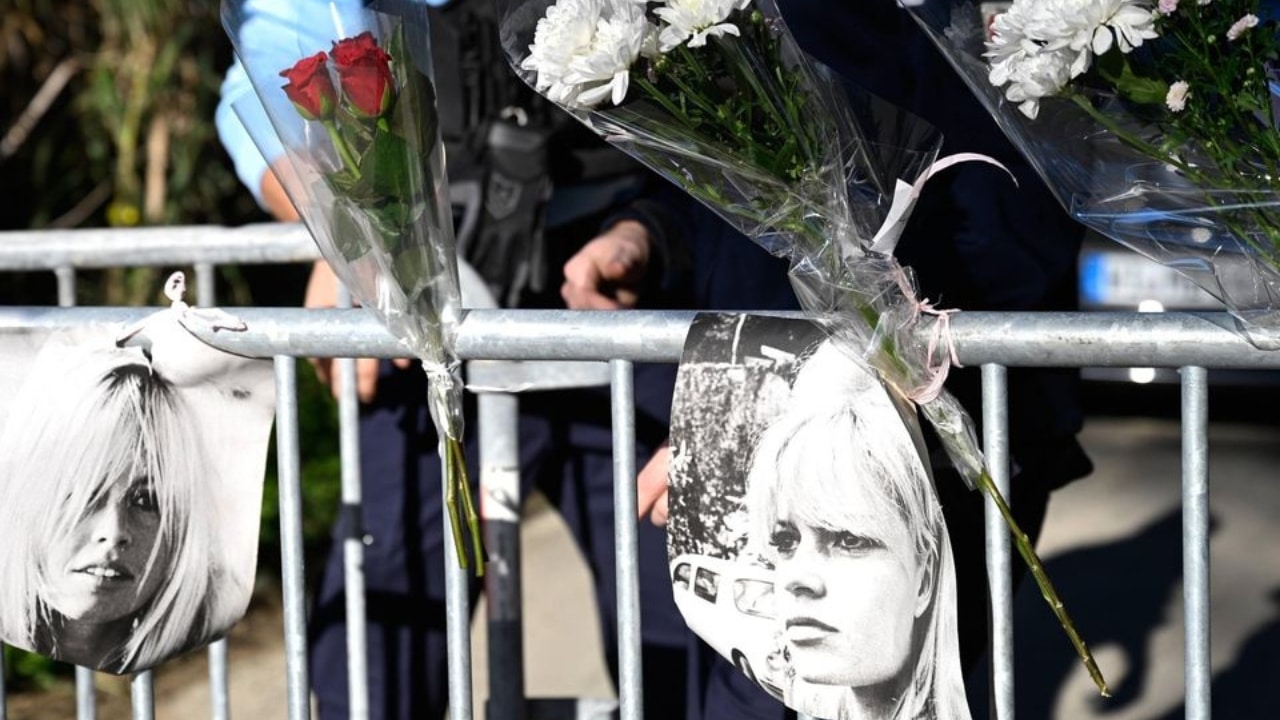 funerailles bardot @DR