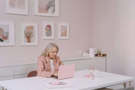 Retraités actifs : quels changements à partir de 2027 ?