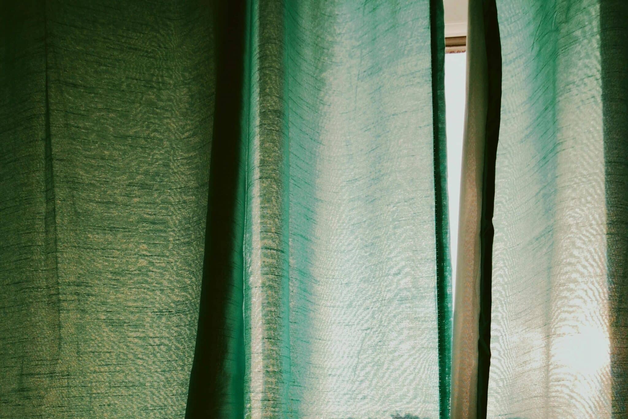 Les rideaux deviennent la pièce maîtresse