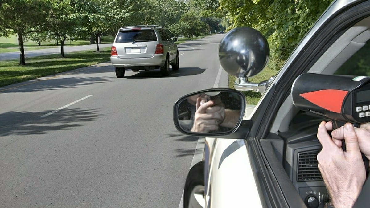 Femme Vitesse Requete