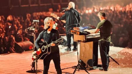 Indochine Tournee Succes
