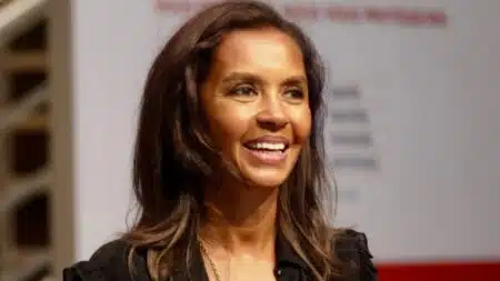 Karine Le Marchand Vrai Nom