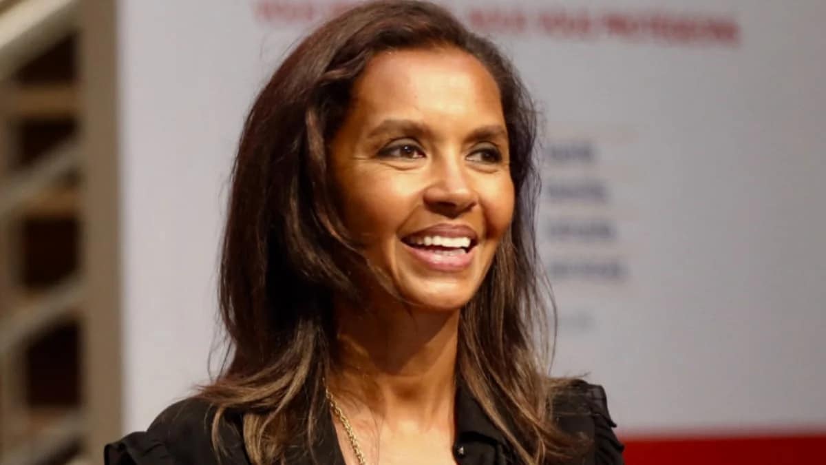 Karine Le Marchand Vrai Nom