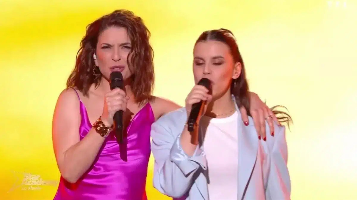 Lucie Bernardoni Lily