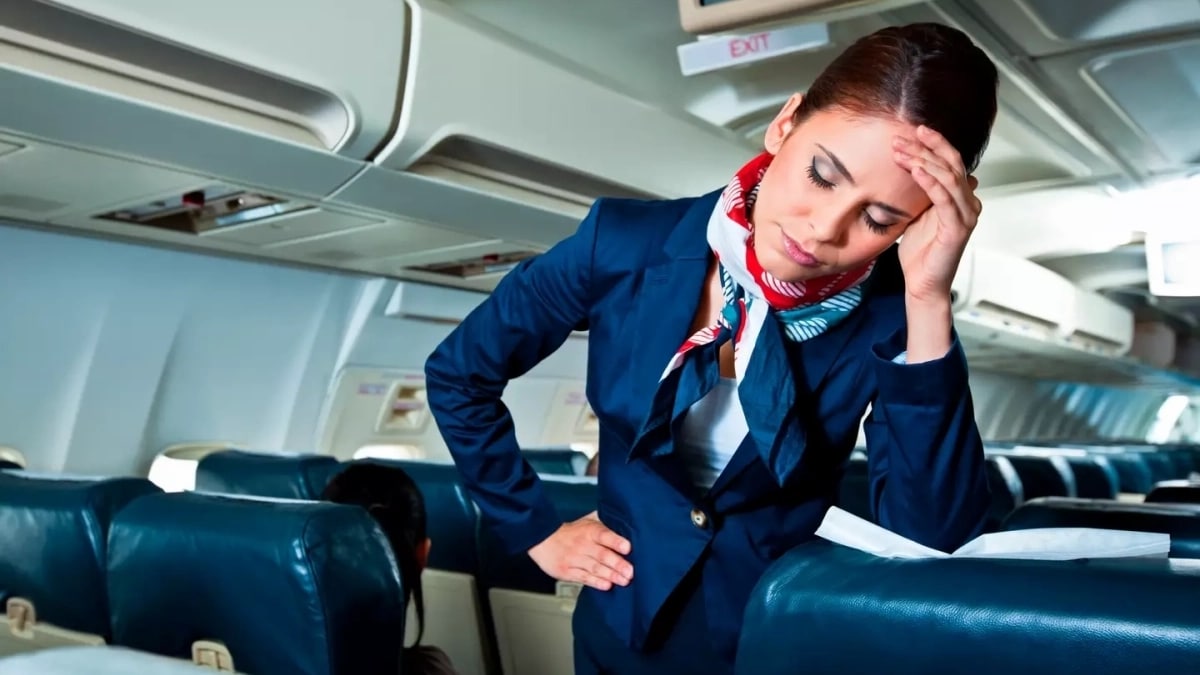 Passagers Hotesses Air Difficultes