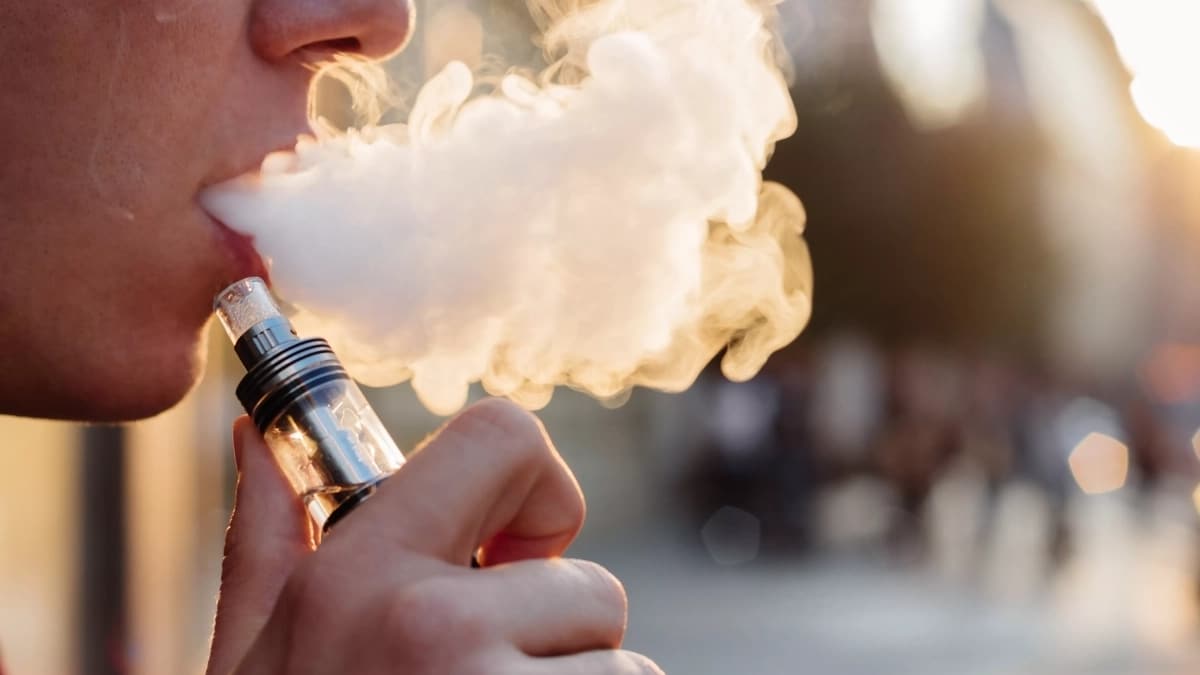 Vape Adolescents Dangers