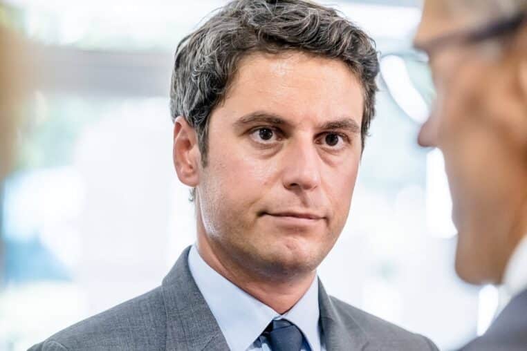 gabriel attal fete excessive à matignon