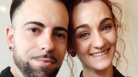Femme Couple Frere