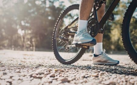 cycliste concurrent frappé course info