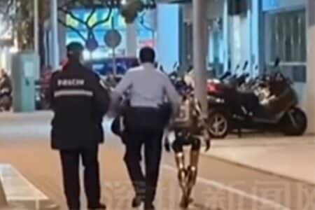 Un robot arrêté par la police