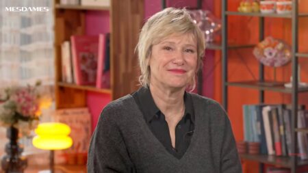 À 57 ans, Maïtena Biraben apprend qu'elle est autiste après 28 ans à chercher
