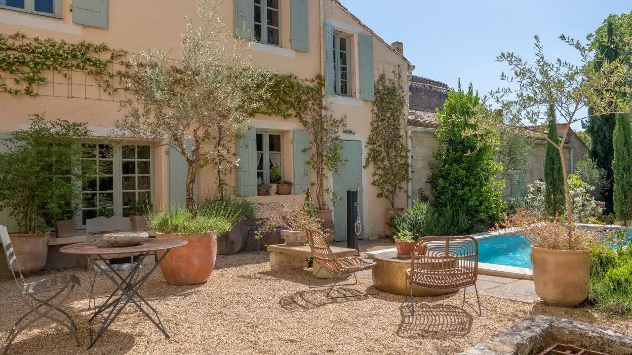 Après les piscines, ces deux parties de votre maison sont désormais traquées par satellite par le fisc