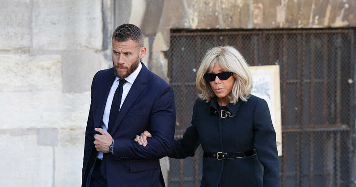 « Casse-toi » : Brigitte Macron insultée à son arrivée aux obsèques de Nathalie Baye