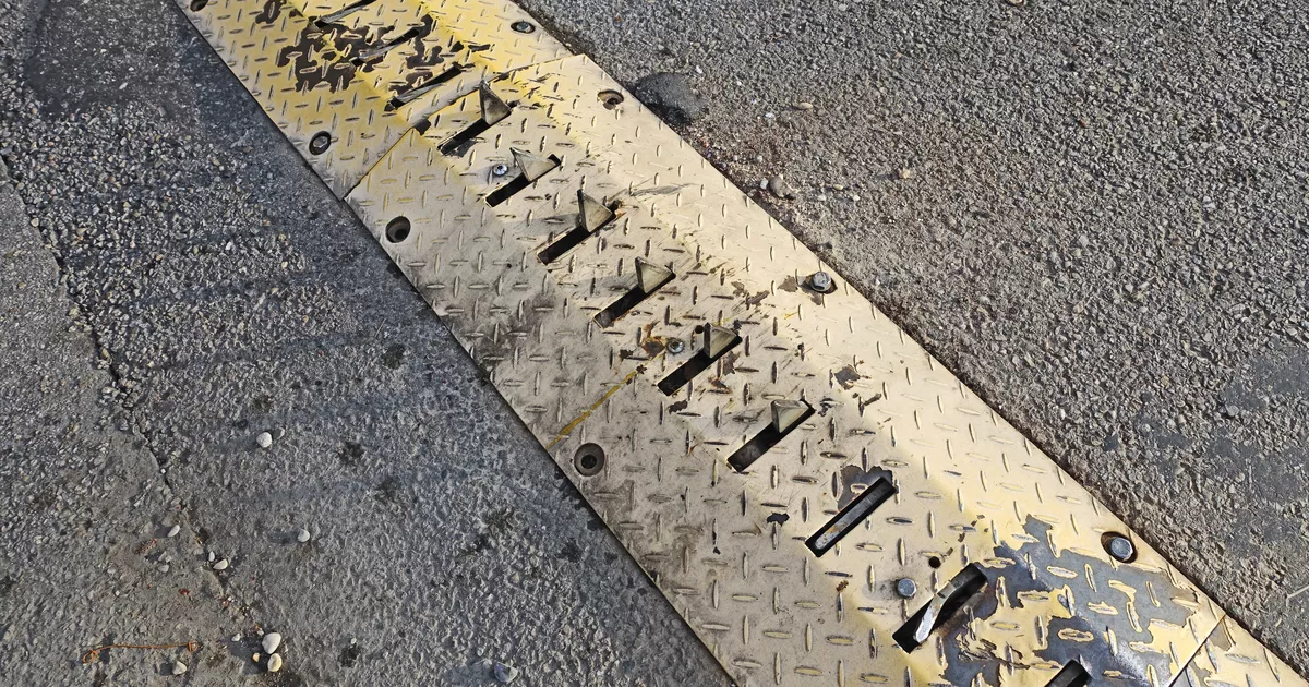 Cette boulangerie du Var a installé un piège à pneus sur son parking