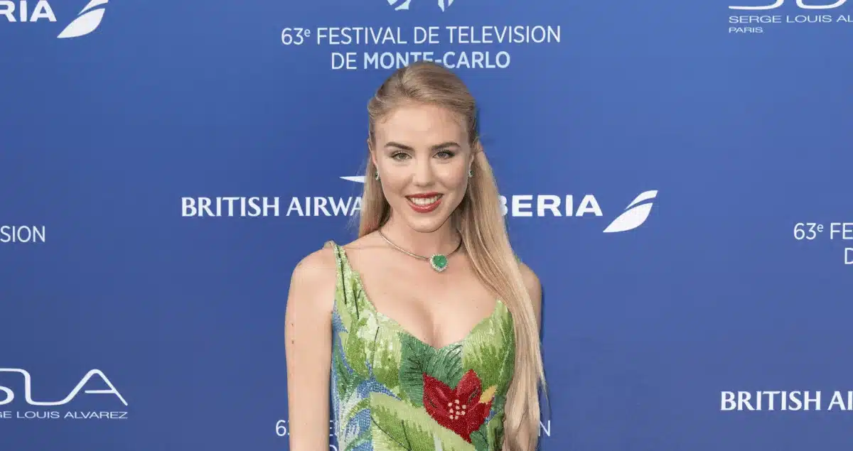 La princesse Maria Carolina de Bourbon des Deux-Siciles au 63e Festival de Télévision de Monte-Carlo, en robe fleurie verte