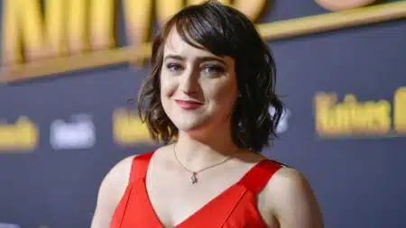 « Je n'avais jamais été embrassée » : Mara Wilson, star de Matilda, raconte ce qu'elle a trouvé en tapant son nom sur internet à 12 ans