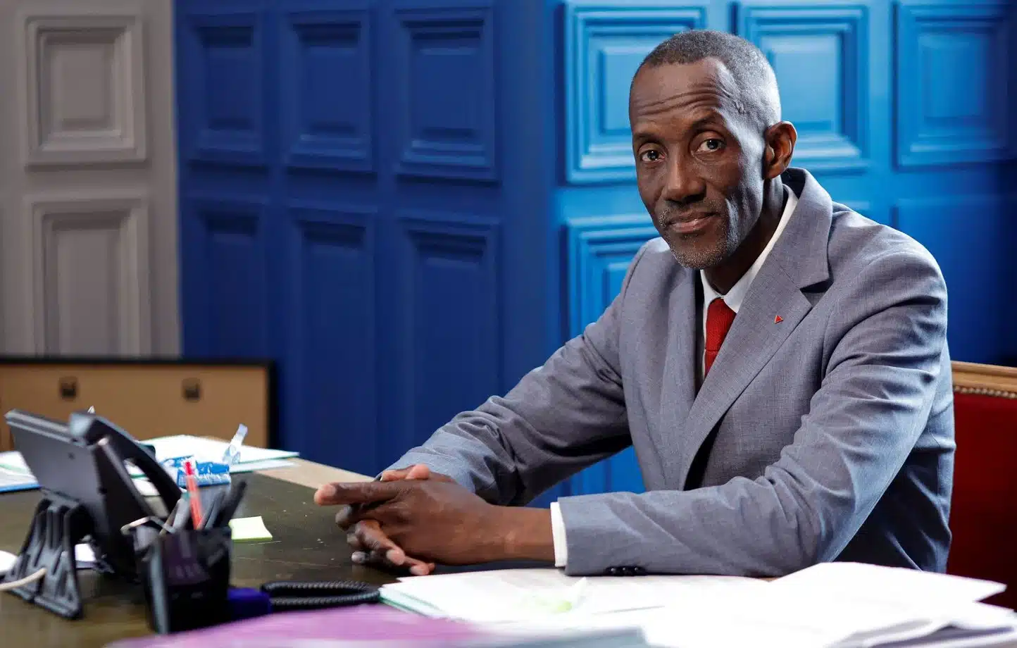 Bally Bagayoko, maire de Saint-Denis, dans son bureau, après sa plainte contre CNews pour propos racistes