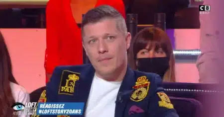 Jean-Édouard lors d'une émission spéciale Loft Story 20 ans sur C8