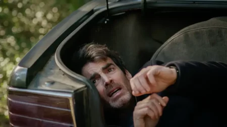 Dimitri enfermé dans le coffre d'une voiture dans Un si grand soleil