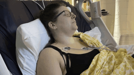 À 33 ans, cette mère fait craquer sa nuque chez le chiropracteur et subit 3 AVC