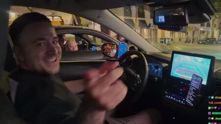En plein live Twitch, un chauffeur de taxi croise Mbappé en virée nocturne à Madrid avec Ester Exposito