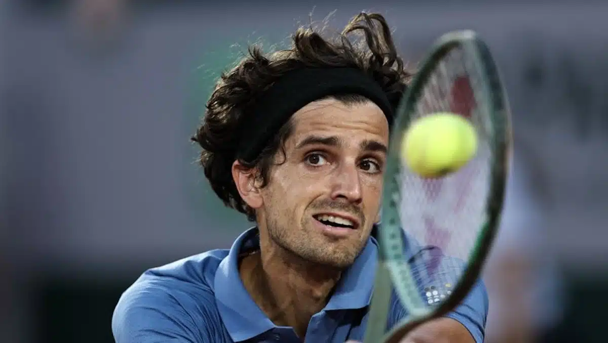 herbert-perd-son-sang-froid-a-roland-garros-.jpg