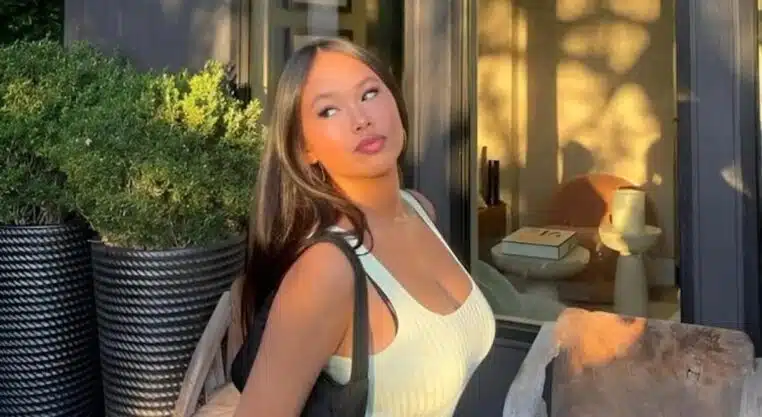joy hallyday critique nouvelle photo instagram - copie